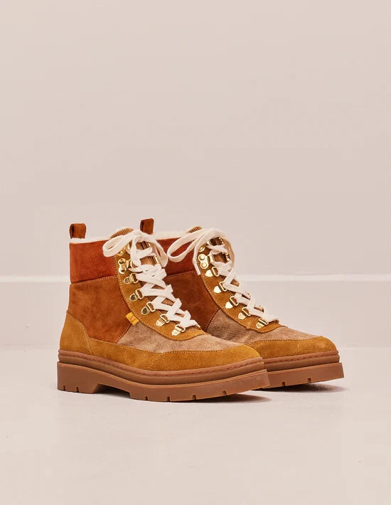 M best sale moustache boots