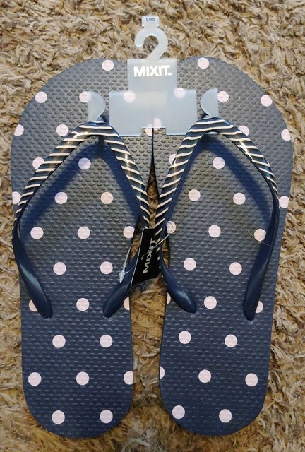 Women's MIXIT Size 9\10 Navy Flip Flops with Pink Polka Dots | eBay