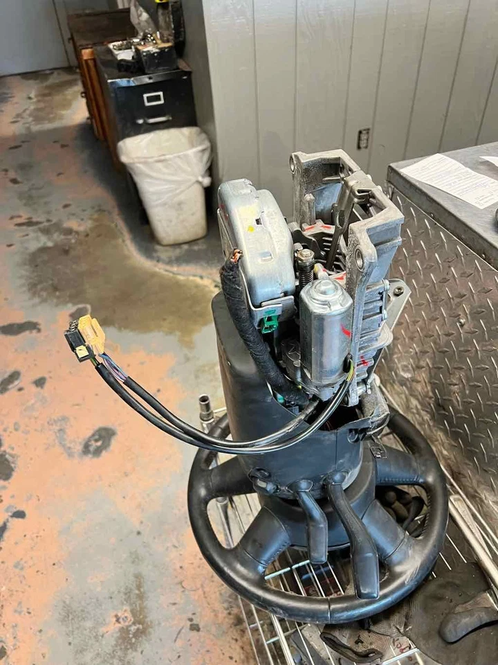 Pantalla de infoentretenimiento usada se adapta a: unidad de visualización Audi A6 2008 grado A Foto 2 de 4