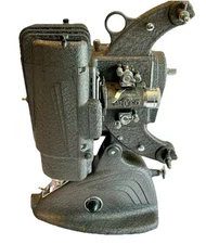 VTG 1940 AMPRO Precision Film Projector 8mm Serial #A8-1332 W/Case & Accessories