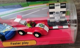 LEGO (R) JUNIORS 10673 Store Display