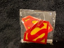 Superman logo necklace SEALED Bioworld