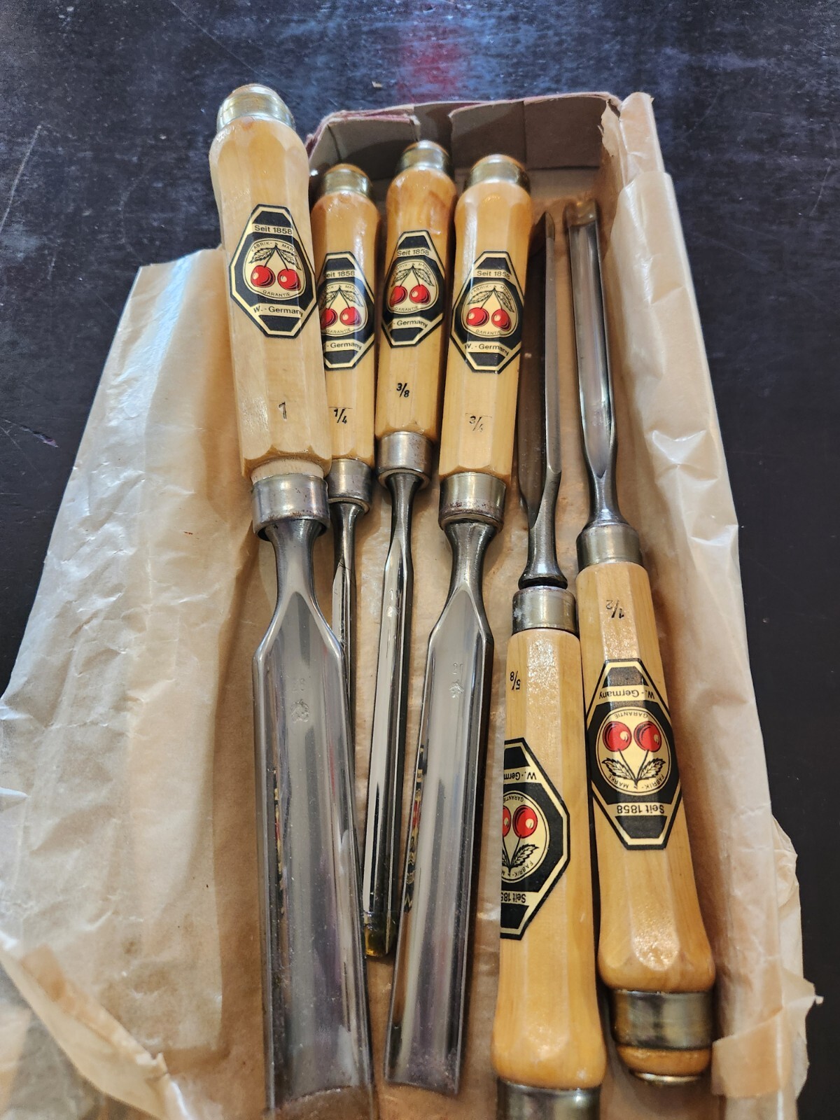 Kirschen Two Cherries Set Of Six Chisels, In Original Box Unused, 1/4