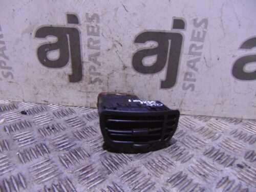 CITROEN SAXO 2001 DRIVERS SIDE FRONT DASHBOARD AIR VENT - 第 1/7 張圖片