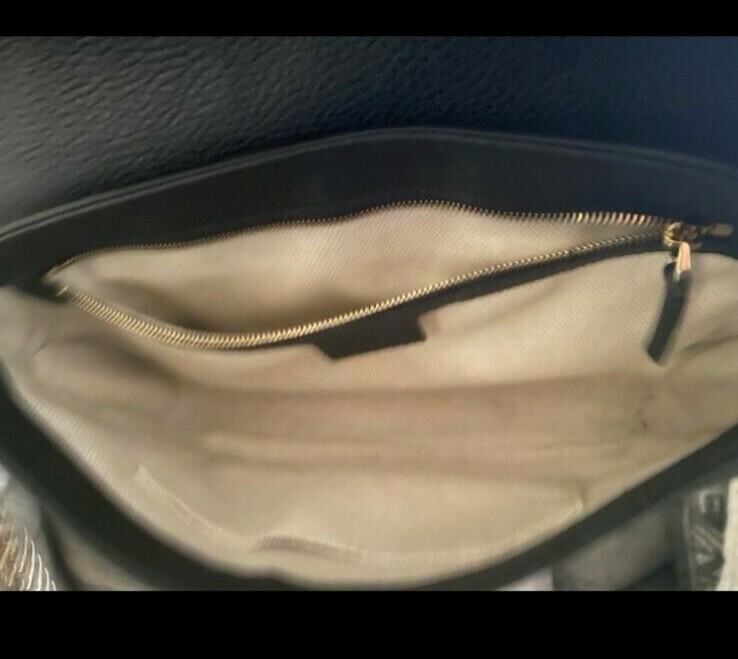 Gucci Soho Leather Flap Shoulder Bag Black Gold Tassel New