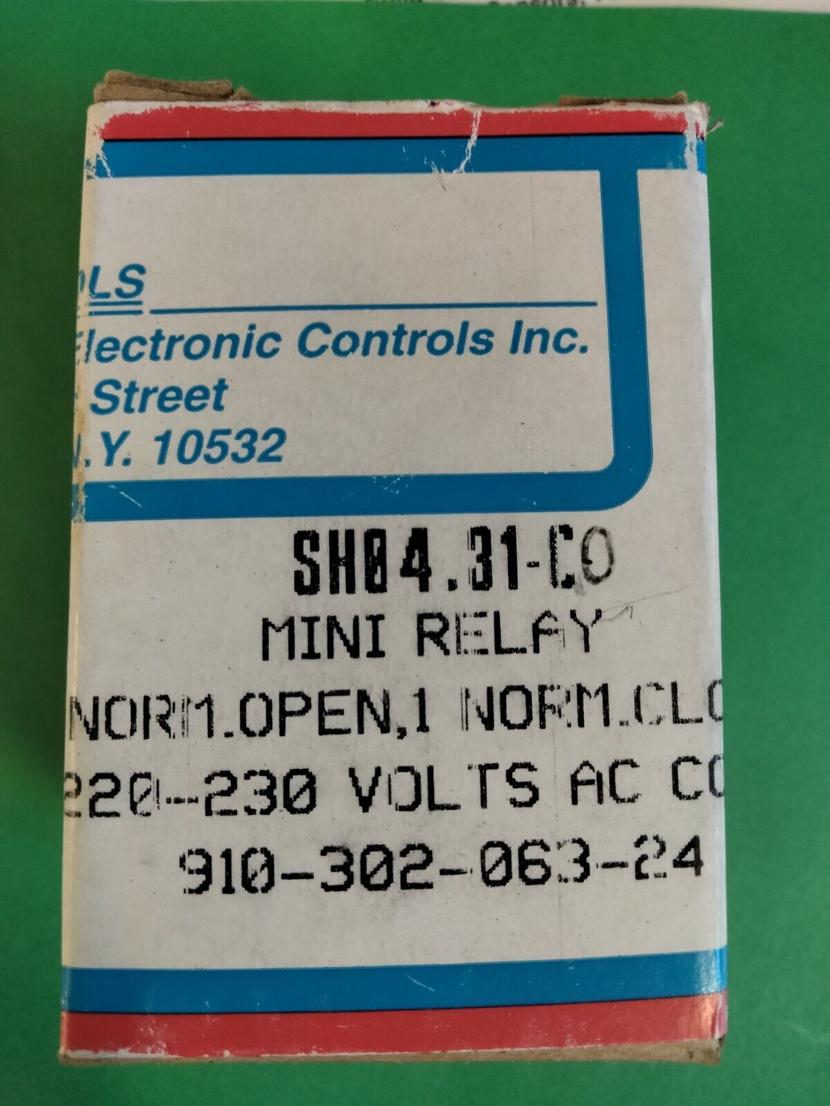 AEG SH04.31-CO Mini Relay 4 pole 220-230V Coil 910-302-063-24- Surplus
