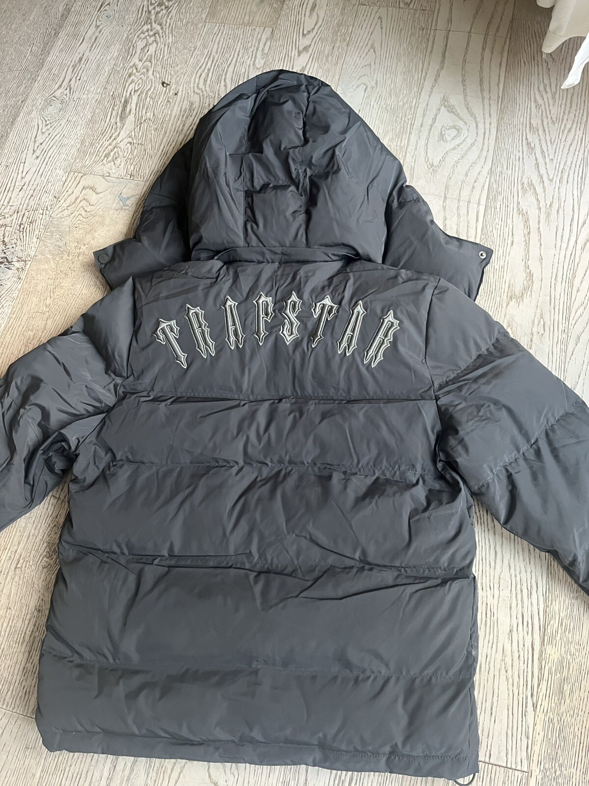 Trapstar Irongate detachable Hooded puffer jacket Stone grey eBay