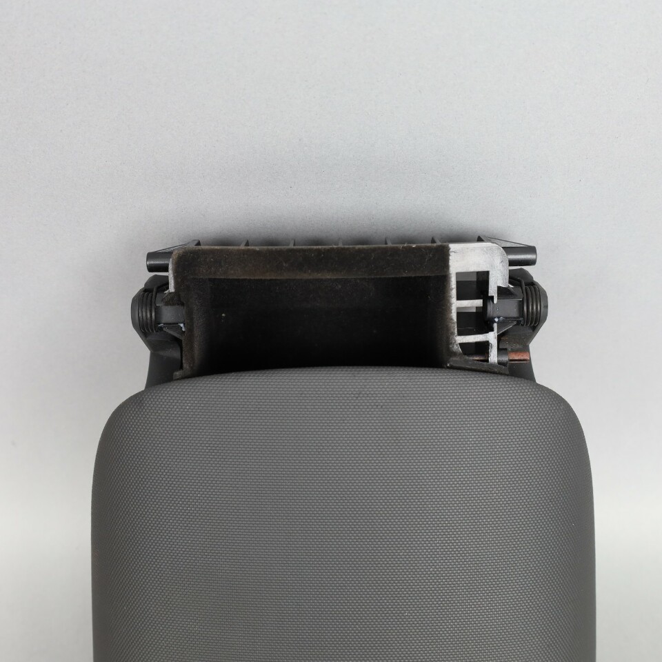 Audi R8 2008-2015 Center console storage compartment