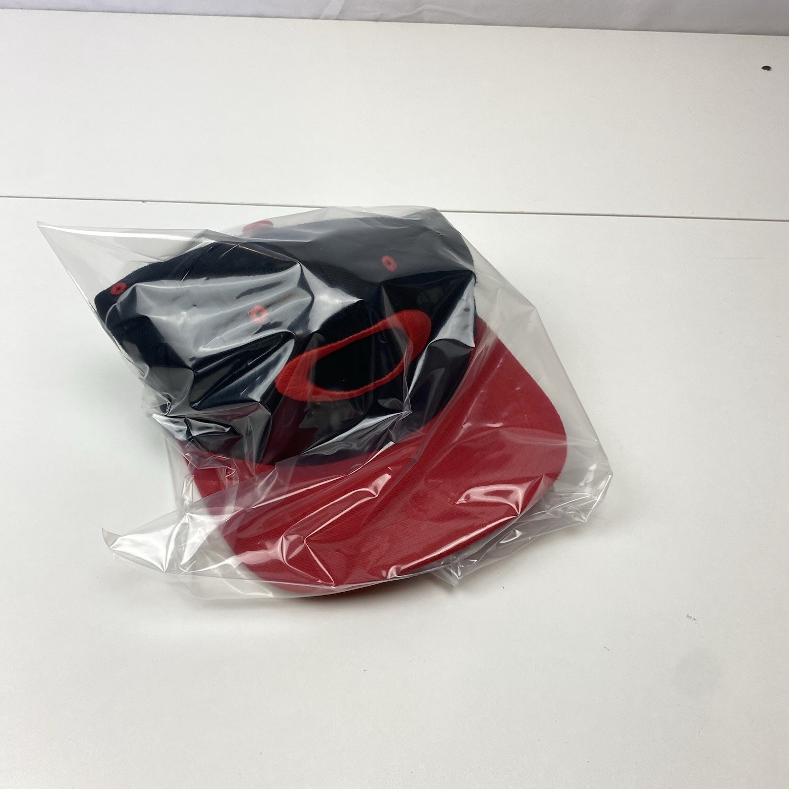 Oakley Black Red Snapback Flat Brim Baseball Hat … - image 8