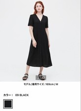 UNIQLO V Neck Flare Dress Short Sleeve Black Size M