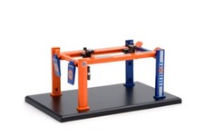 UNION 76 FOUR-POST LIFT 1/64 scale DIECAST ACCESSORY GREENLIGHT 16120C/48