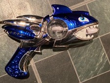 Electric City Aquarium 10" Shark Lights/Sound Play Blaster Pre-Owned ww1