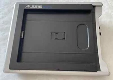 Alesis IO dock 1 for iPad audio midi interface, for parts or not working.