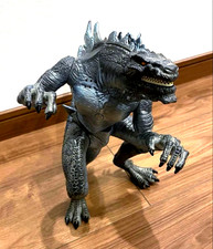 Trendmasters Godzilla 1998 Figure Set 2pcs American Version Kaiju Rare