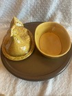 VTG California Pottery USA 426 Golden Yellow  Hen On Nest Lazy Susan USA — photo 4