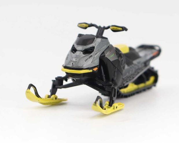 DIECAST MASTERS,SKI-DOO Summit Expert Yellow and Gray Snowmobile