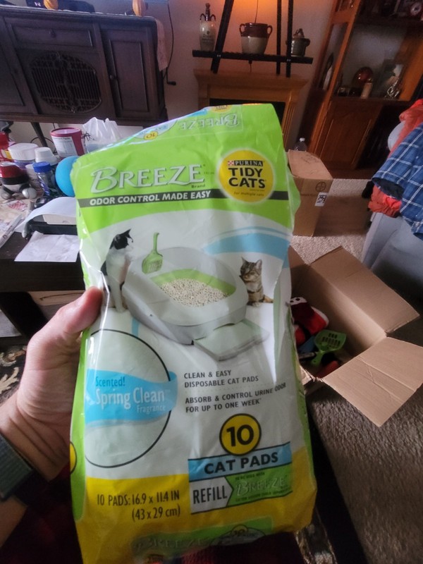 Purina Tidy Cats Breeze Disposable Cat Pad Refills Easy to Clean Spring Scent