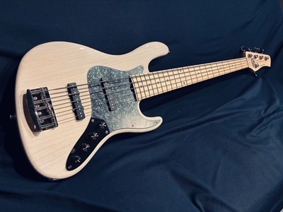 Kikuchi Guitars Hermes MV5 TWH 5-String Bass