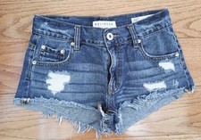 Bullhead Denim slouchy shorts featuring a distressed look with a frayed hem