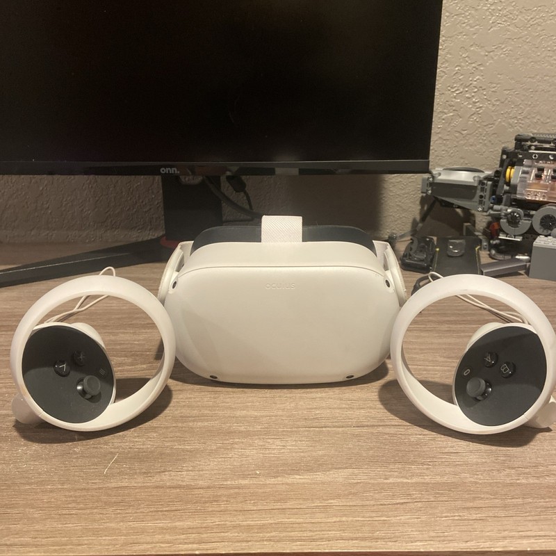 Meta Oculus Quest 2 - 256GB Advanced All-in-one VR Headset & Controllers -