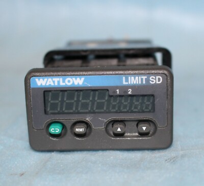 WATLOW SD3L-HJUA-AARG LIMIT CONTROLLER 100-240VAC 10VA w/ Mounting Bracket 