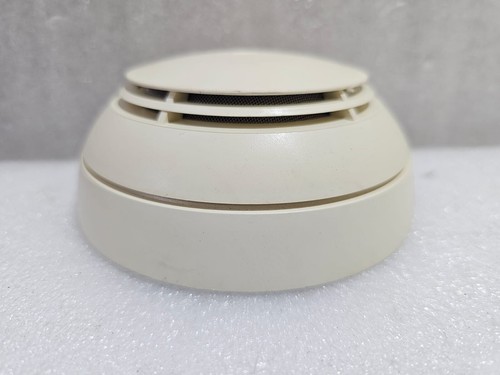 SIEMENS SMOKE DETECTOR DO1131A - Picture 3 of 5
