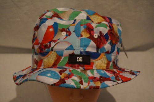 DC SHOES Liddy Rooster Beach Balls 