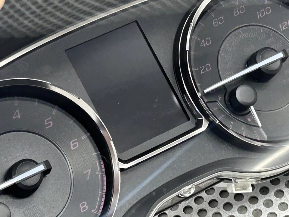 Subaru WRX STI 2017 velocímetro medidor cuadro instrumento odómetro 113 k millas Foto 3 de 4