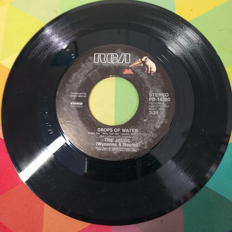 THE JUDDS (Wynonna & Naomi Judd) Grandpa / Drops of Water RCA 7" Single 45 RPM - Image 2 of 4
