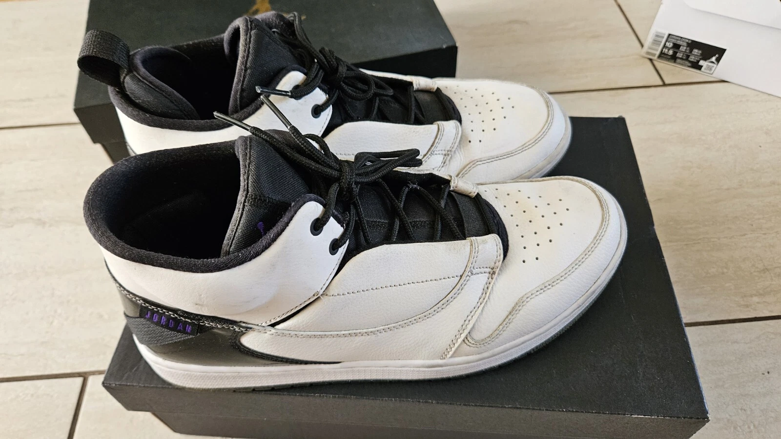 Taglia 10 5 Jordan Fadeaway bianco