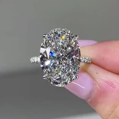 18k White Gold IGI Certified Lab Grown Diamond Engagement Ring 6.60 Ct Oval Cut - Image 1 of 4