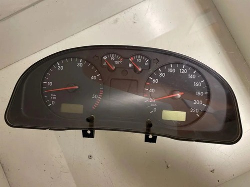 VW PASSAT B5 3B2 Kombiinstrument 09051940090 1.90 Diesel 81kw 1997 33212217