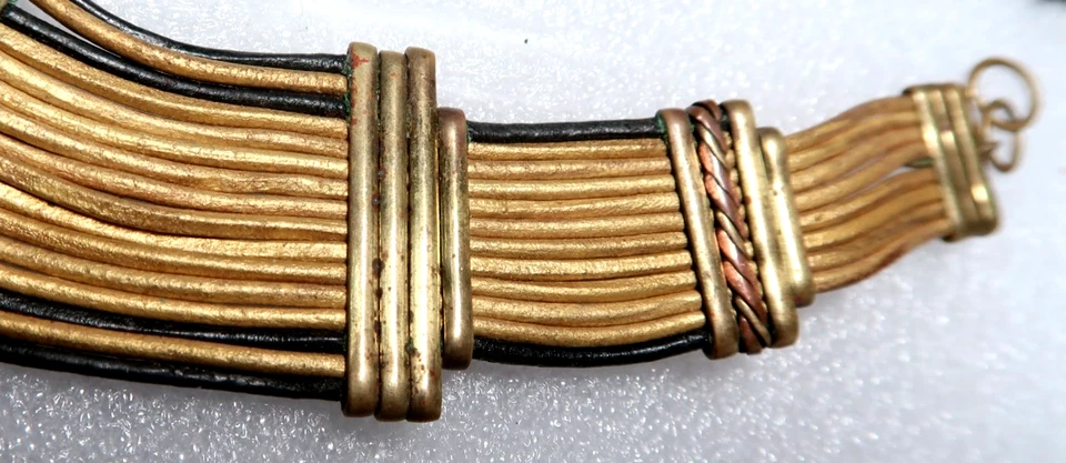 VINTAGE ALEXIS KIRK EGYPTIAN BLACK LEATHER COPPER BRASS NECKLACE COLLAR CHOKER - Image 3 of 4
