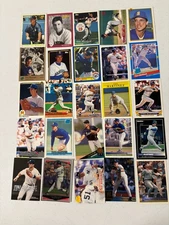 Tino Martinez Mixed Brands 25 Card Lot - Mariners, Yankees