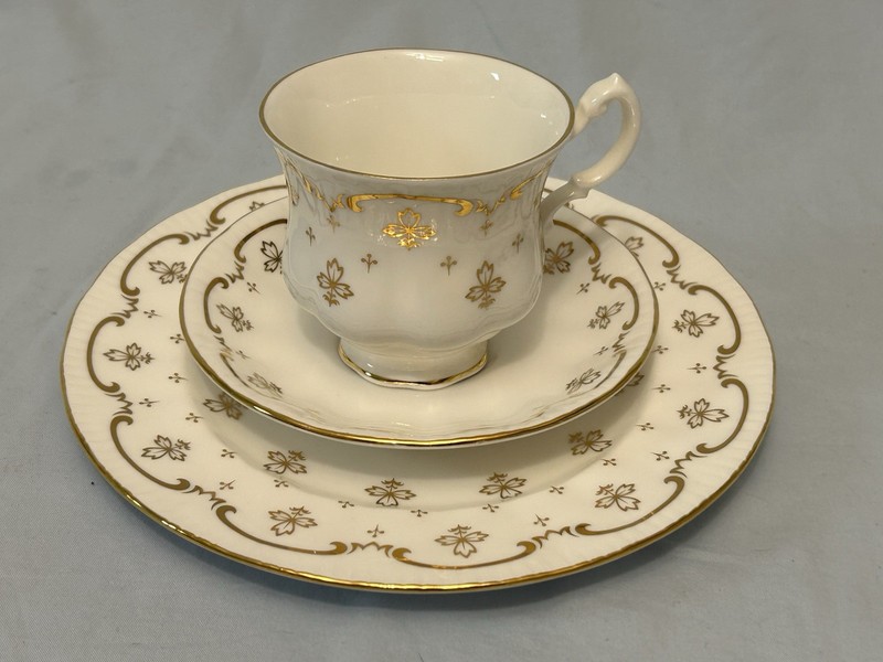 Royal Osborne England Bone China Tea Cup Saucer Dessert Plate Trio White Gold