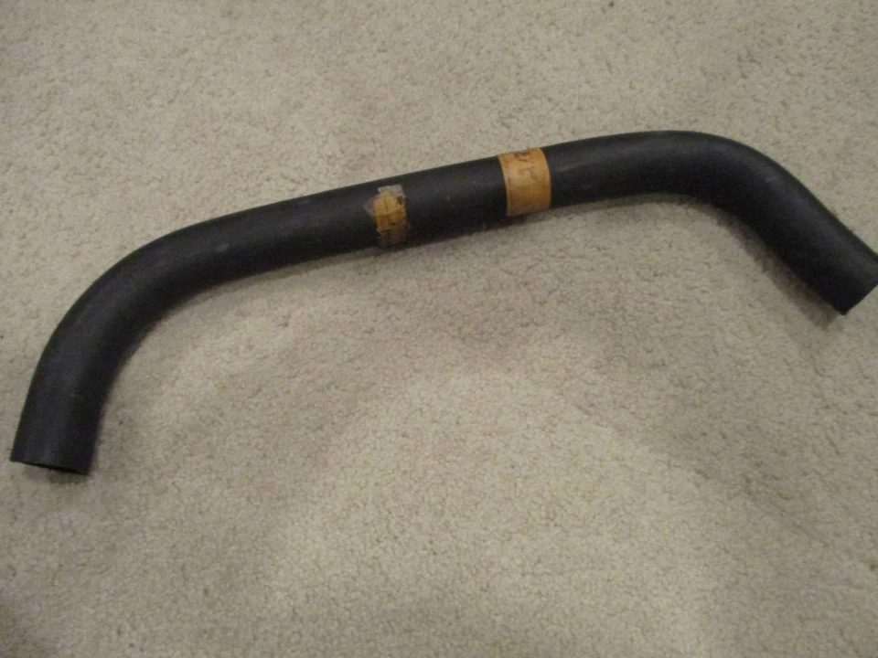 VW UPPER RADIATOR HOSE, QUANTUM-TURBO-DIESEL & GAS - Image 2 of 2