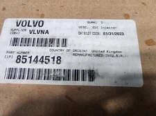 Brand new. Genuine OEM injectors Volvo D13  2015-16 kit 85144518