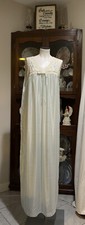   Vintage Barbizon Pale Green Mint Nightgown Rose Buds Floral Embroidery S