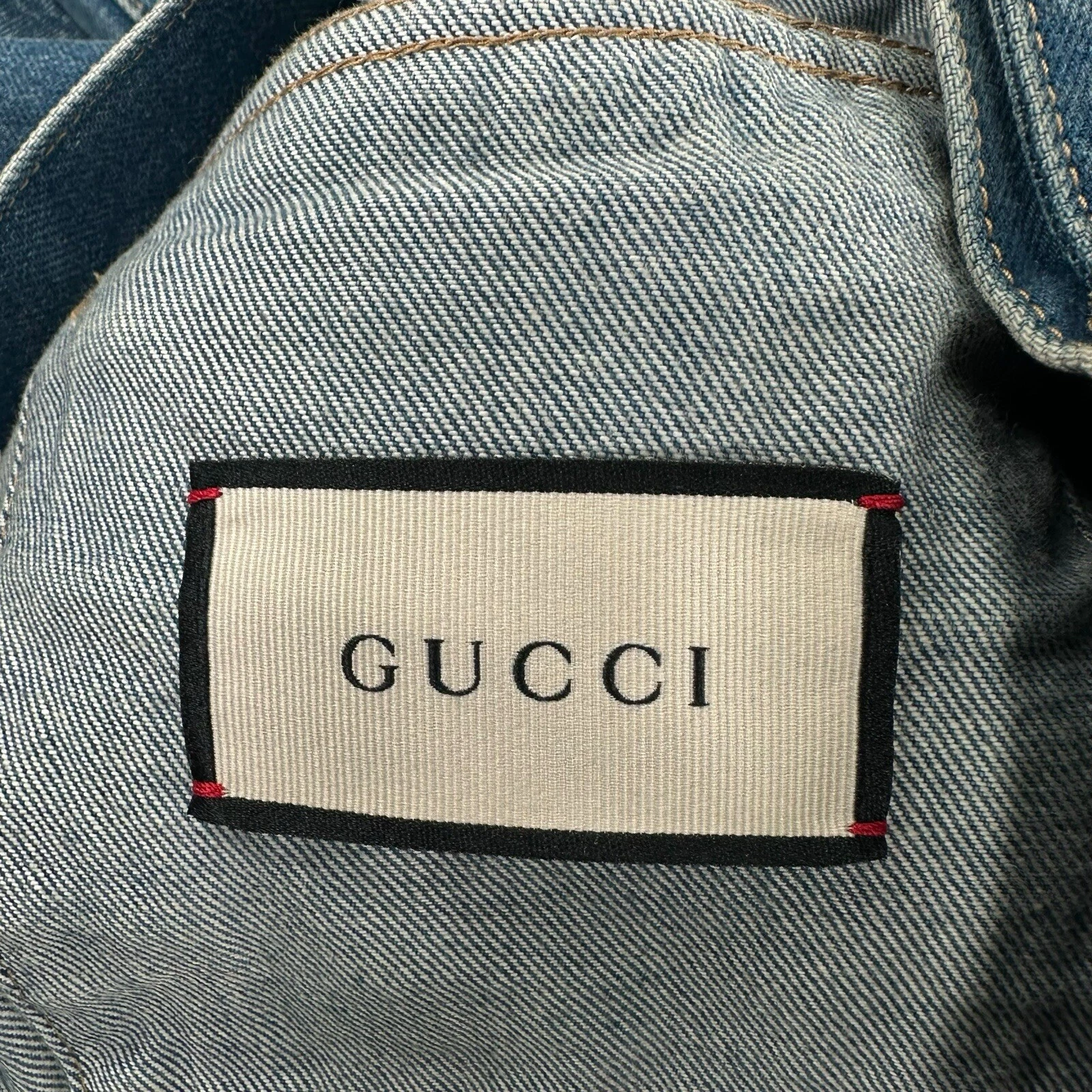 Giacca denim Gucci taglia L blu Gucci bandiere mondiali logo ricamato bottoni