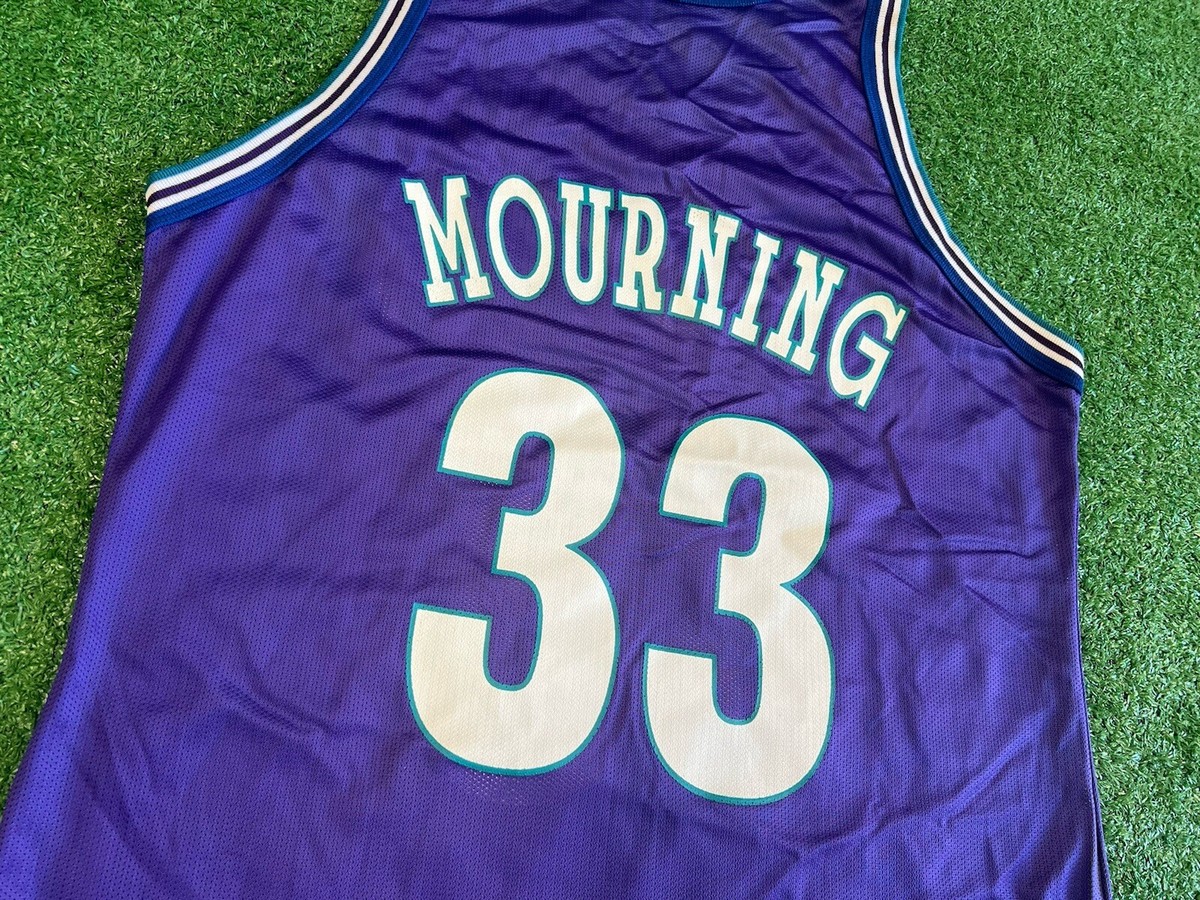 Champion Charlotte Hornets Alonzo Mourning Size 44 NBA Retro