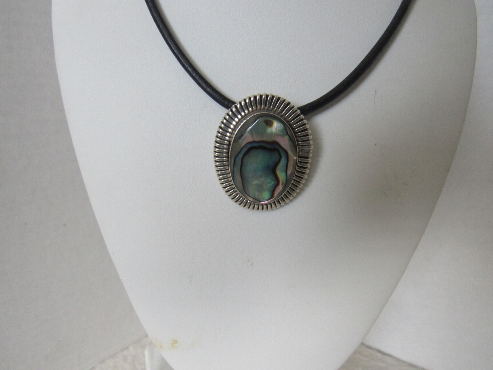 Large Abalone Shell Statement Necklace w/ 925 Bla… - image 5