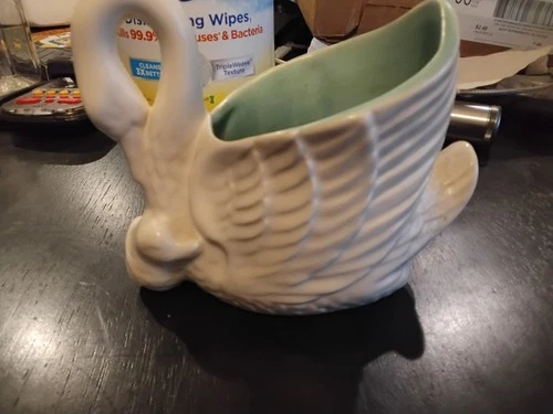 Red Wing Stoneware Pottery Number 1337 Swan Planter Mint