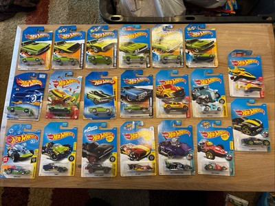 Hot Wheels: Mix Lot Of 20!! FREE SHIPPING!! E1. 2