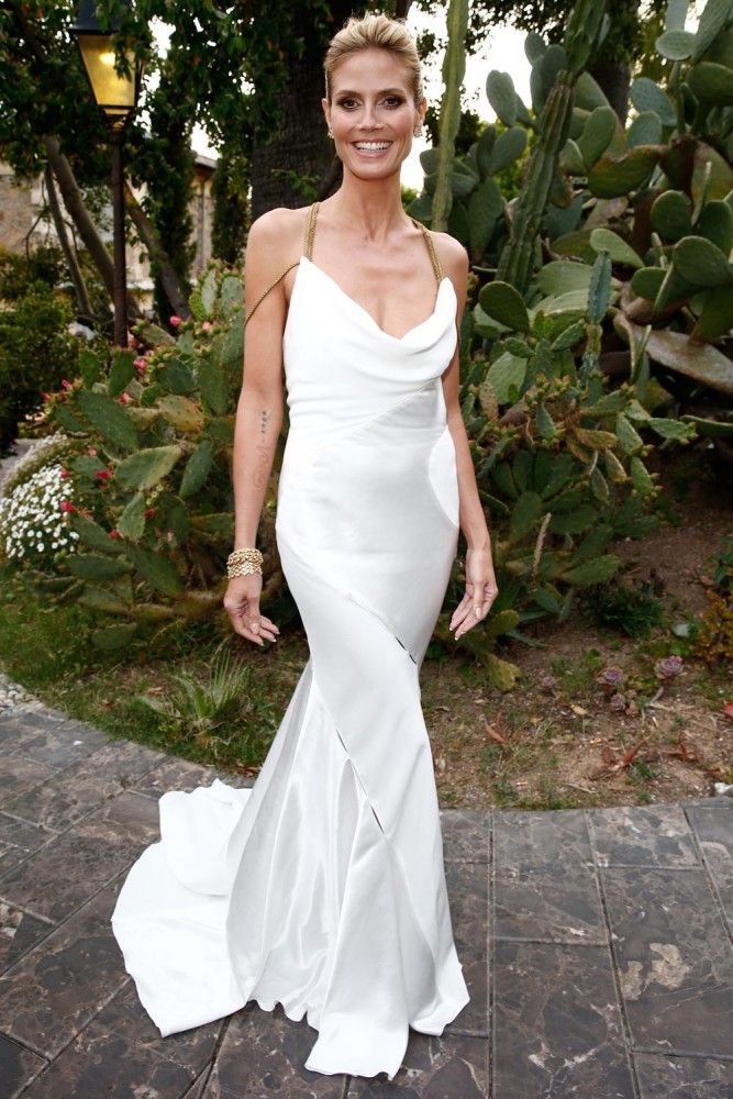 Robes Versace : Un top 5 des plus belles créations !