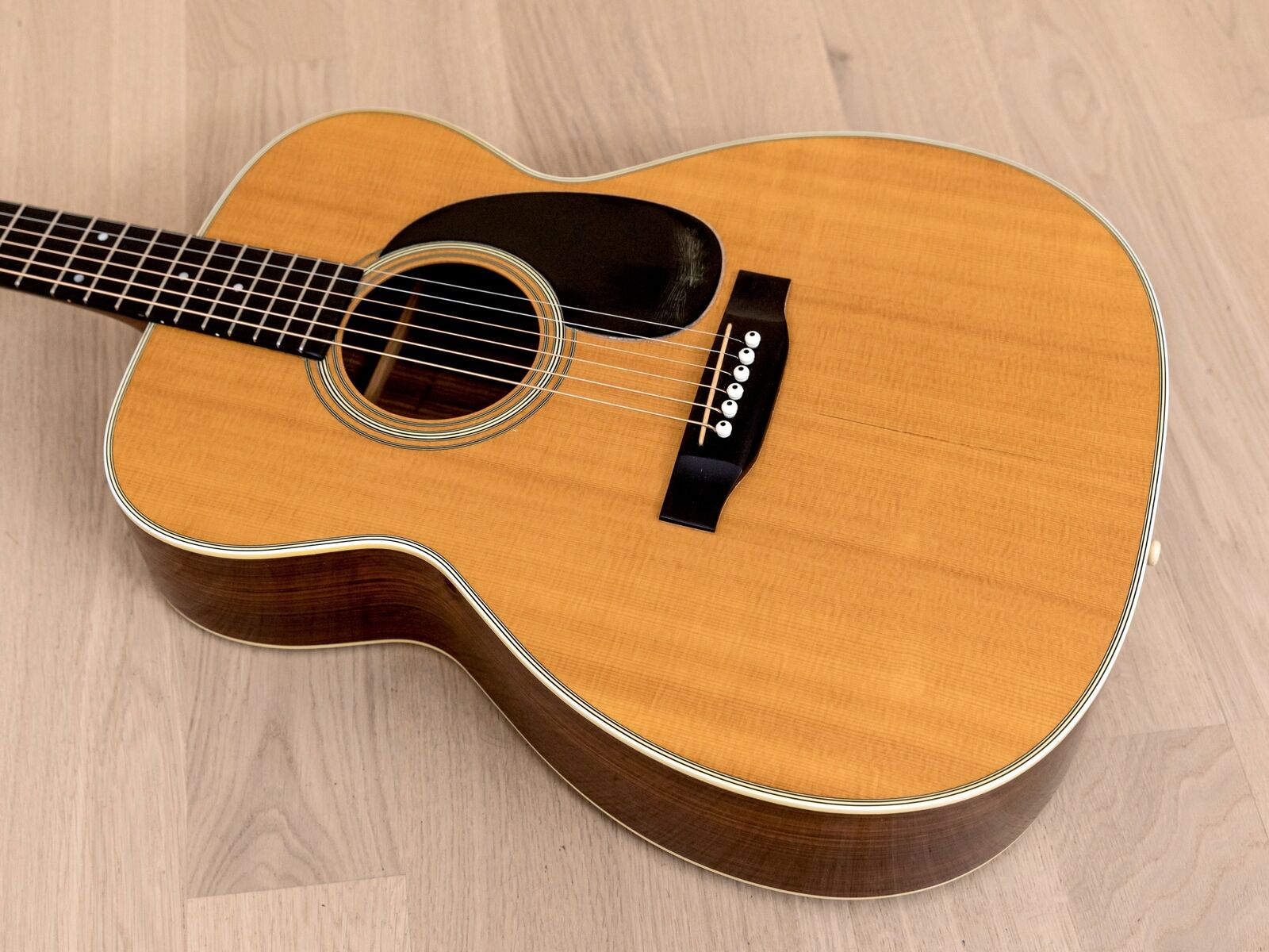 1975 Martin 000-28 Vintage Acoustic Guitar, Collector-Grade w 
