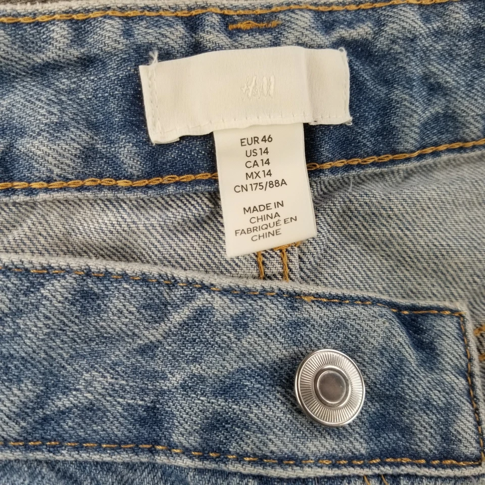 H & M Jean Women's Size 14 Blue Light Wash Wide Leg Stylish - Image 4 of 4