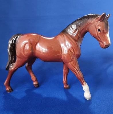 Vintage Giftcraft Korea Porcelain 5'' Bay Horse Figurine w/ 1 White Sock & Stripe