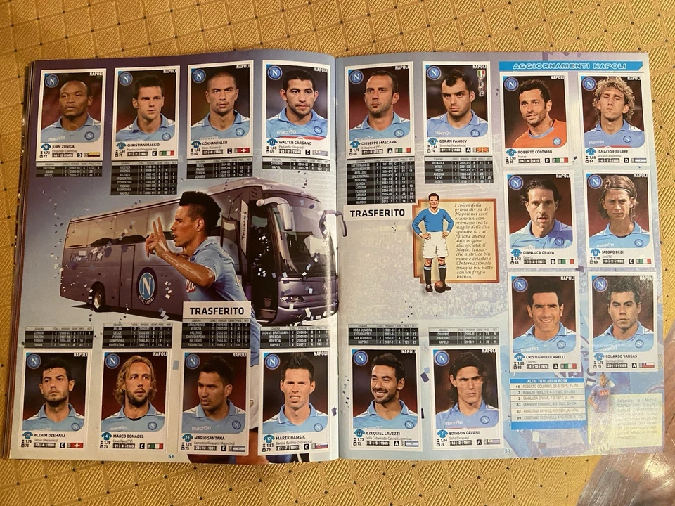 Album Calciatori Panini Completo Di Tutte Le Figurine E Aggiornamenti 2011 2012 - Immagine 4 di 4