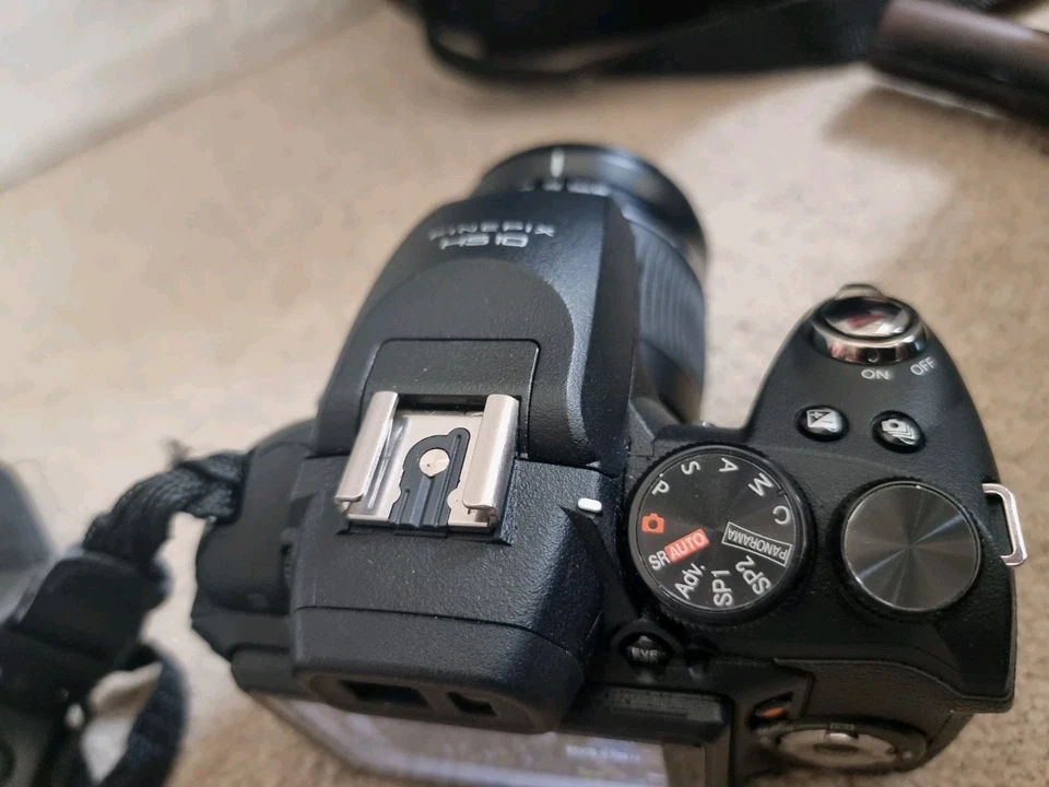 Fujifilm FinePix HS10, photo 4 of 5