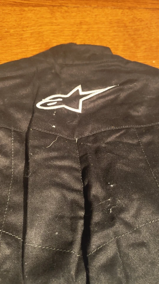 Traje de carreras Alpinestars Knoxville v2 SFI 3.2A/5 - Talla 38/48 - Ligeramente usado Foto 3 de 4